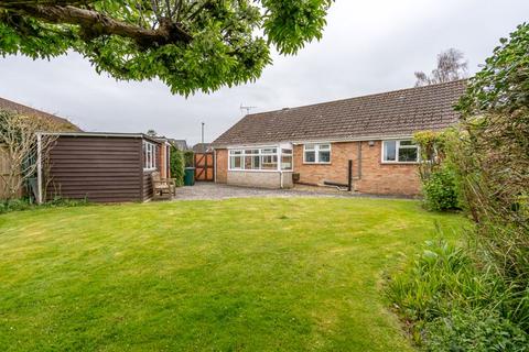 2 bedroom detached bungalow for sale, Cedar Drive, Chichester