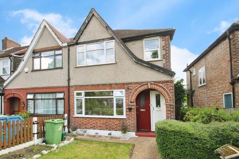 115a The Fairway, Northolt, UB5 4SW