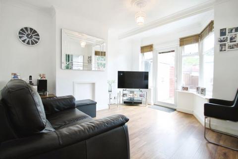 115a The Fairway, Northolt, UB5 4SW