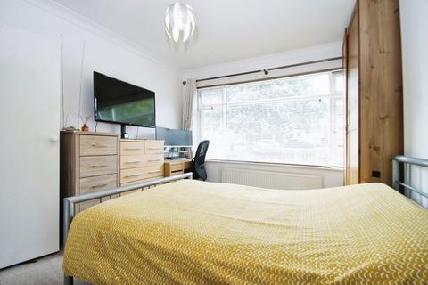 115a The Fairway, Northolt, UB5 4SW