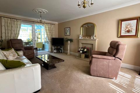4 bedroom detached house for sale, Suffolk Close, Melton Mowbray