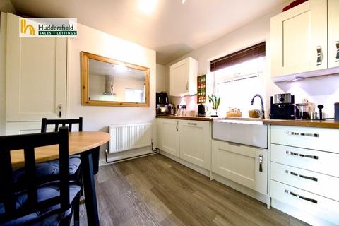 2 bedroom end of terrace house for sale, Scale Hill, Huddersfield
