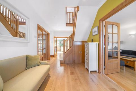 16 Warren Road, Orpington, BR6 6HY
