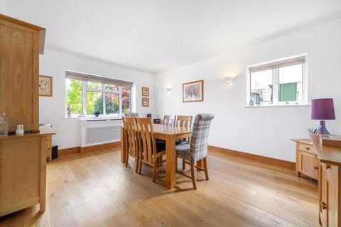 16 Warren Road, Orpington, BR6 6HY