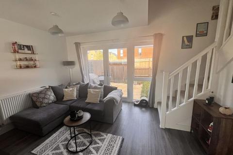 1 bedroom terraced house for sale, Vengeance Road, Lee-On-The-Solent PO13