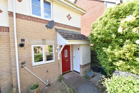 2 bedroom semi-detached house to rent, Sheppard Way, Portslade
