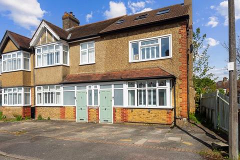 7a Carlton Crescent, Cheam, Sutton, SM3 9TS