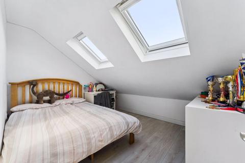 7a Carlton Crescent, Cheam, Sutton, SM3 9TS