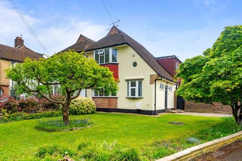 4 bedroom semi-detached house for sale, Parkdale Crescent, Worcester Park