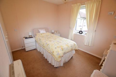 1 bedroom apartment for sale, Thurlow, Golborne, WA3 2QN