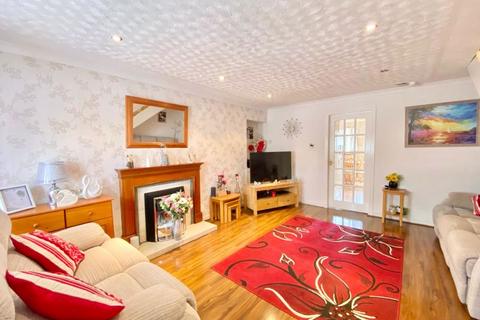 2 bedroom cottage for sale, Dalhowan Street, Crosshill, Maybole