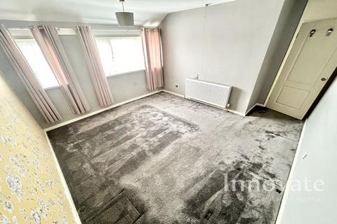 3 bedroom terraced house to rent, Quarry Rise, Oldbury B69