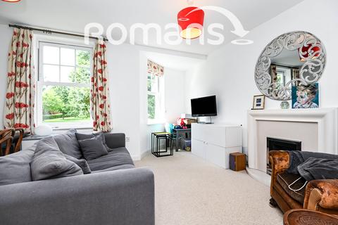 4 bedroom semi-detached house to rent, Kings Worthy, Winchester
