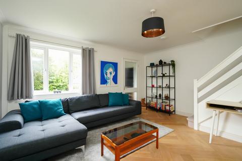3 bedroom terraced house to rent, Bernard Close, Yarnton, OX5