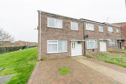 4 bedroom end of terrace house to rent, Panton Crescent, CO4, Colchester