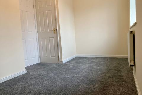 2 bedroom end of terrace house to rent, Lord Nelson Drive, Norwich, NR5