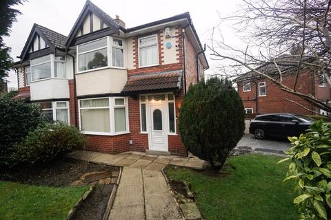 3 bedroom semi-detached house to rent, Longworth Road, Horwich