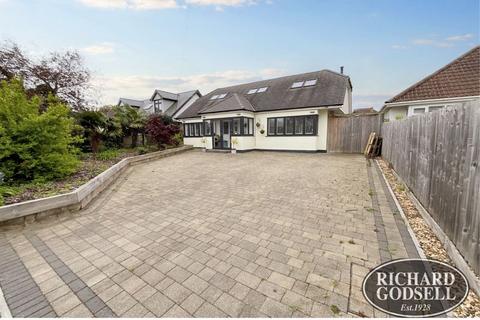 5 bedroom detached house for sale, WEST CHRISTCHURCH