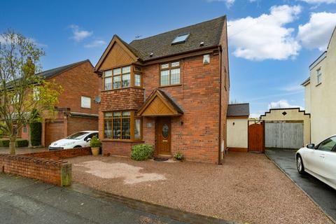 3 bedroom detached house for sale, Victoria Street, Kingswinford DY6