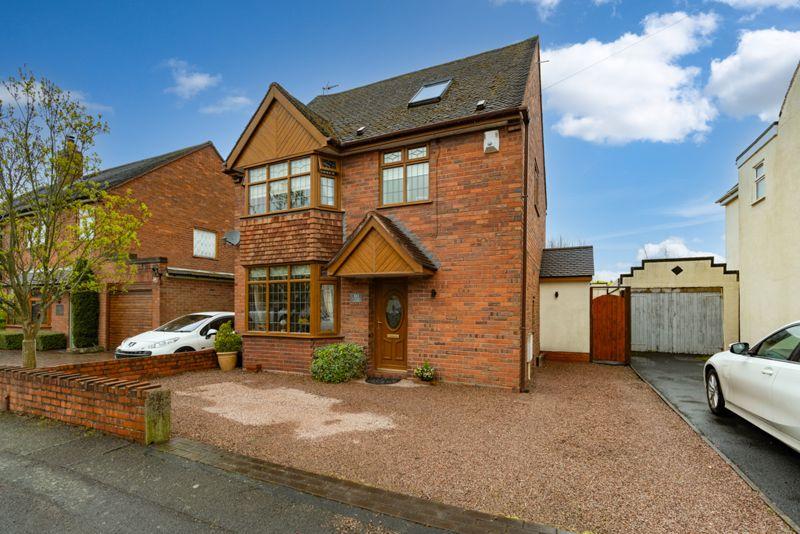 Victoria Street, Kingswinford DY6 3 bed detached house for sale £399,950