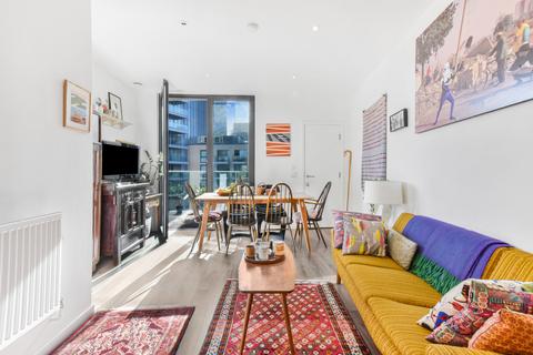 1 bedroom apartment for sale, at Ceylon House, 70 Alie Street, London E1