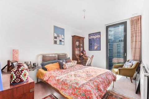 1 bedroom apartment for sale, at Ceylon House, 70 Alie Street, London E1