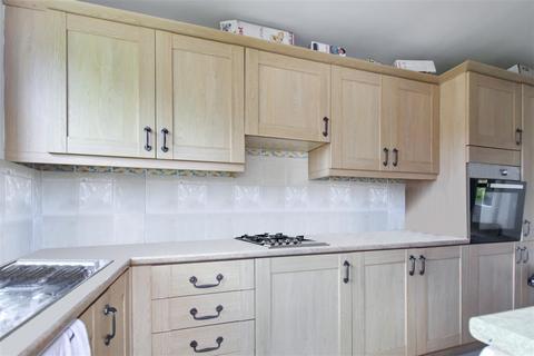 116 Chalet Hill, Bordon, GU35 0DE
