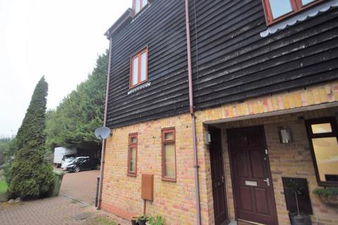 1 bedroom house to rent, Tulip Mews , Wickham Close , Newington