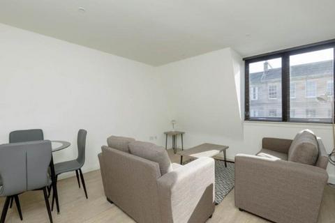 2 bedroom flat to rent, Fettes Row, New Town, Edinburgh