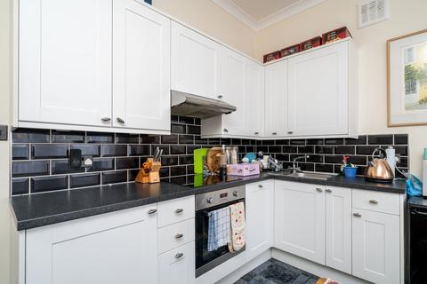 1 bedroom flat to rent, Selsdon Road, London SE27