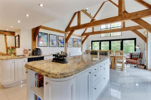 4 bedroom barn conversion for sale, Water Lane, Hunton, Kent, ME15 0SG