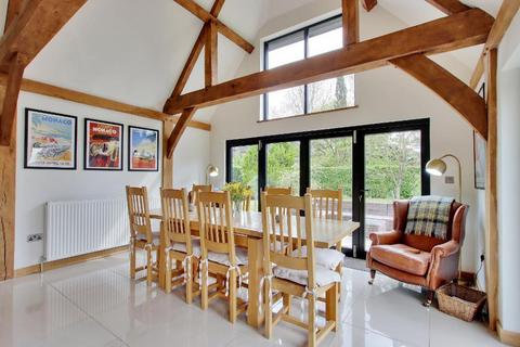 4 bedroom barn conversion for sale, Water Lane, Hunton, Kent, ME15 0SG