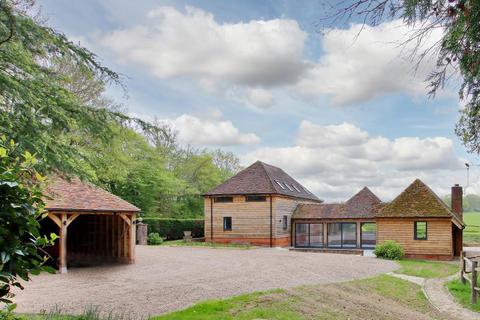 4 bedroom barn conversion for sale, Frittenden Road, Biddenden, Kent, TN27 8LF