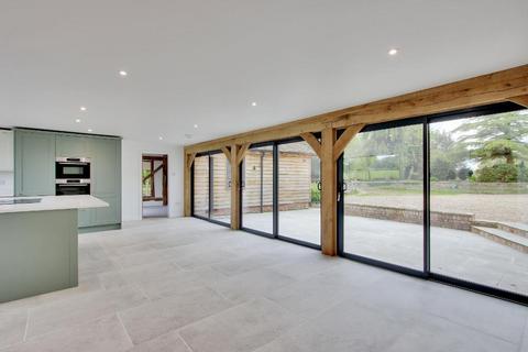 4 bedroom barn conversion for sale, Frittenden Road, Biddenden, Kent, TN27 8LF