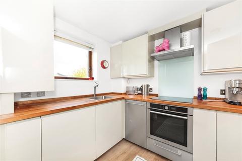 2 bedroom apartment for sale, Clarke Close, Croydon, CR0