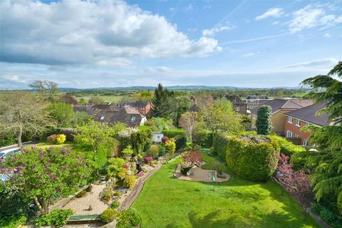 5 bedroom detached house for sale, Station Road, Pulborough, West Sussex, RH20