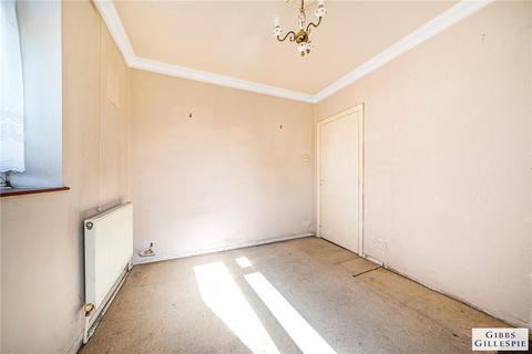 2 bedroom maisonette for sale, Eastcote Lane, Harrow, Middlesex