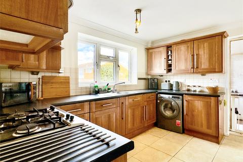4 Philip Avenue, Swanley, BR8 8HG