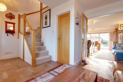2, Headington Meerut Road, Brockenhurst, SO42 7TD