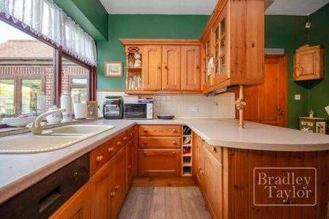 4 bedroom detached house for sale, Priory Lane, Preston PR1