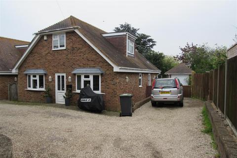 4 bedroom chalet for sale, Strangford Place, Herne Bay