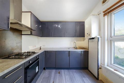 2 bedroom flat for sale, Loampit Hill, Lewisham SE13
