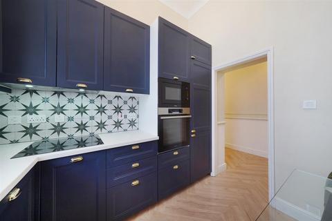 2 bedroom apartment for sale, Royal Herbert Pavilions, Gilbert Close, London