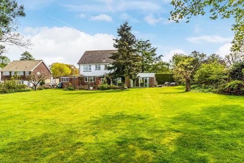 12 Atwood, Little Bookham, Leatherhead, KT23 3BH