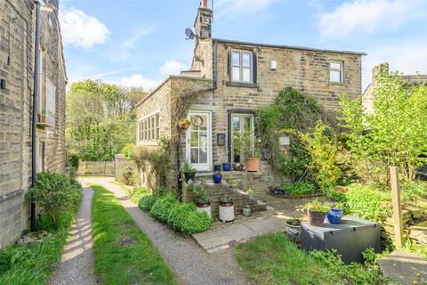 2 bedroom detached house for sale, Sude Hill, Holmfirth, Huddersfield