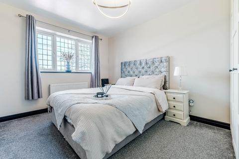 5 bedroom semi-detached house for sale, Leeds Road, Scholes, Leeds, West Yorkshire