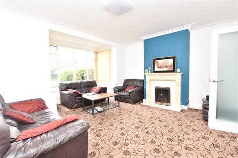 6 bedroom semi-detached house for sale, Whinmoor Gardens, Leeds