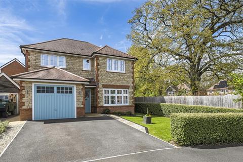 4 bedroom detached house for sale, Morgans Road, Calne