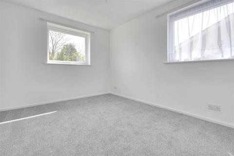22 Kithurst Crescent, Goring By Sea, Worthing, BN12 6AJ