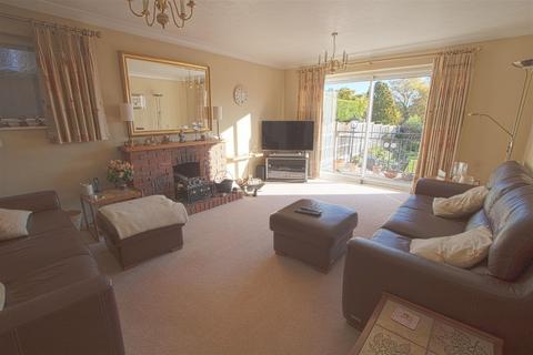 4 bedroom detached house for sale, Crays Hill, Billericay CM11